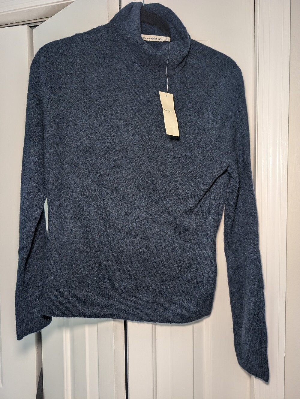 Abercrombie Navy Turtleneck NWT